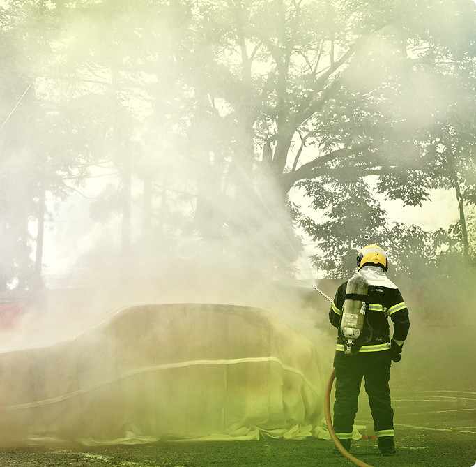 How to extinguish a lithium ion battery fire