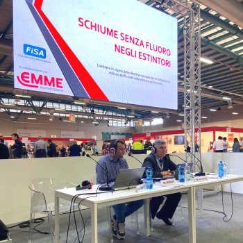 Schiumogeni antincendio privi di PFOS e PFAS