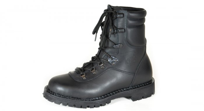 Stivaletto aib 33p colore nero en15090:2012 tg.46