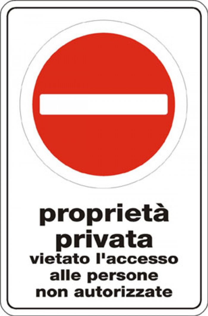 PROPRIETA' PRIVATA VIETATO L' ACCESSO ALLE PERSONE NON AUTORIZZATE (1914)