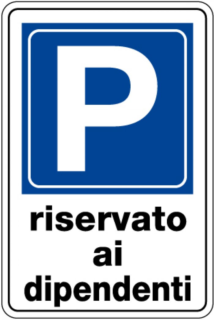 PARCHEGGIO RISERVATO AI DIPENDENTI (1918)
