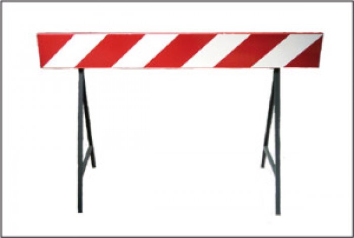BARRIERA STRADALE DI TIPO PESANTE IN FERRO (BAFP9150)