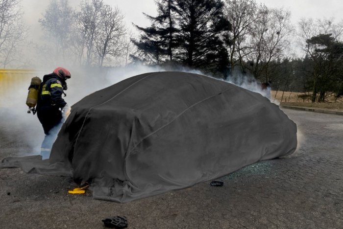 Coperta Antifiamma, Antincendio ed Ignifuga per auto e veicoli - Codice 2930-86UT