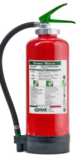 6 liters fluorfrie skumslukkeren Green Wave trykksatt ved bruk - 27A 144B 40F