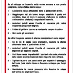 CARTELLO IN ALLUMINIO FORMATO MM 200X300 NORME COMPORTAMENTO IN CASO INCENDIO (1220A)