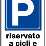 PARCHEGGIO RISERVATO A CICLI E MOTOCICLI (1921)