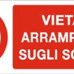 VIETATO ARRAMPICARSI SUGLI SCAFFALI RETTANGOLARE (787)