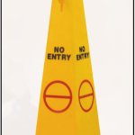 COLONNA IN PP GIALLO "NO ENTRY" (CLP32117)