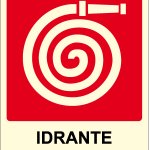 LUM IDRANTE A MURO (L1682)