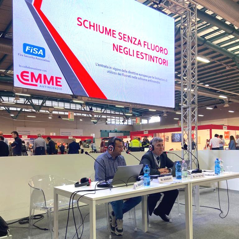Schiumogeni antincendio privi di PFOS e PFAS